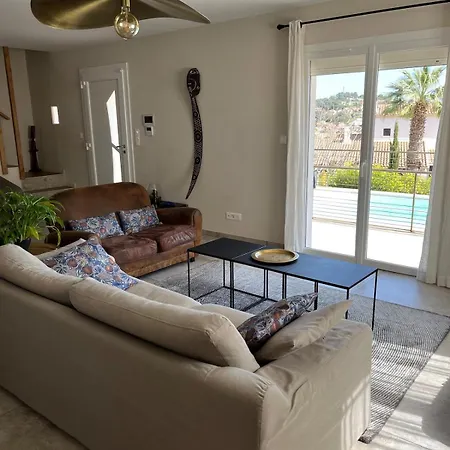 Villa Familiale Avec Jardin Et Piscine, A 10 Min Des Plages Six-Fours-les-Plages