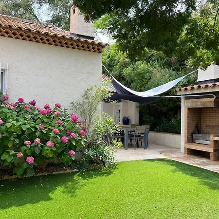 Villa Familiale Avec Jardin Et Piscine, A 10 Min Des Plages